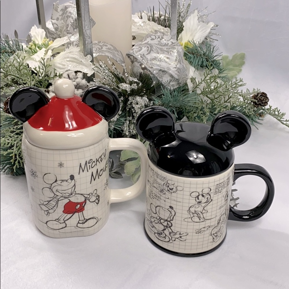 Disney Mickey Mouse mug set